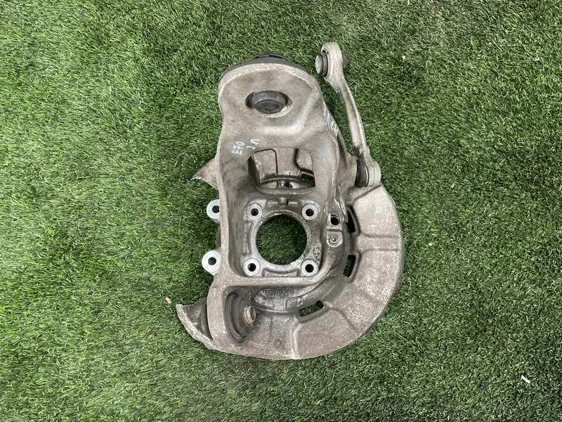 Кулак поворотный Bmw X5 2010 33326879101 E70 N55B30, задний левый