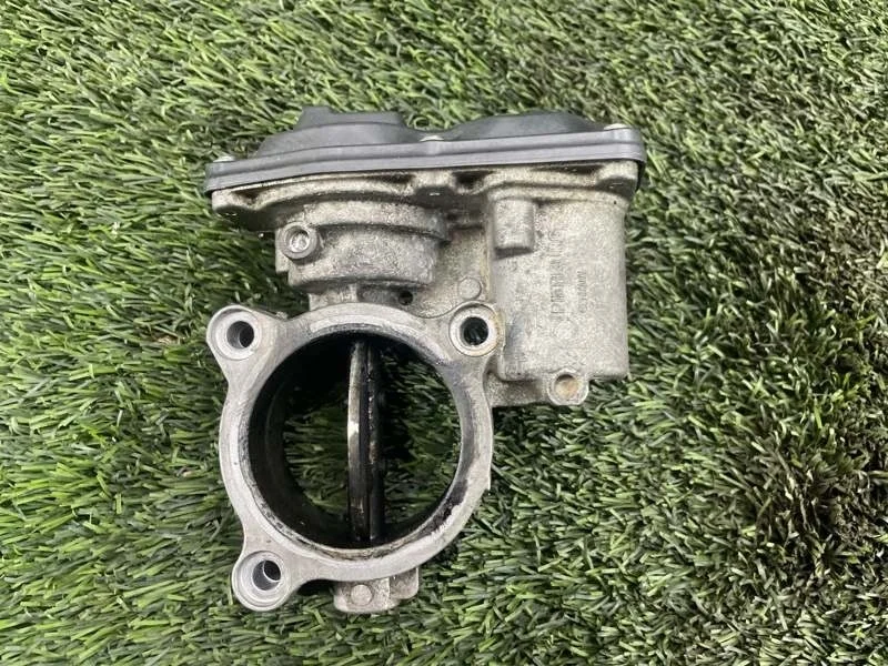 Дроссельная заслонка BMW 3 2012 13547810752 F30 N47D20