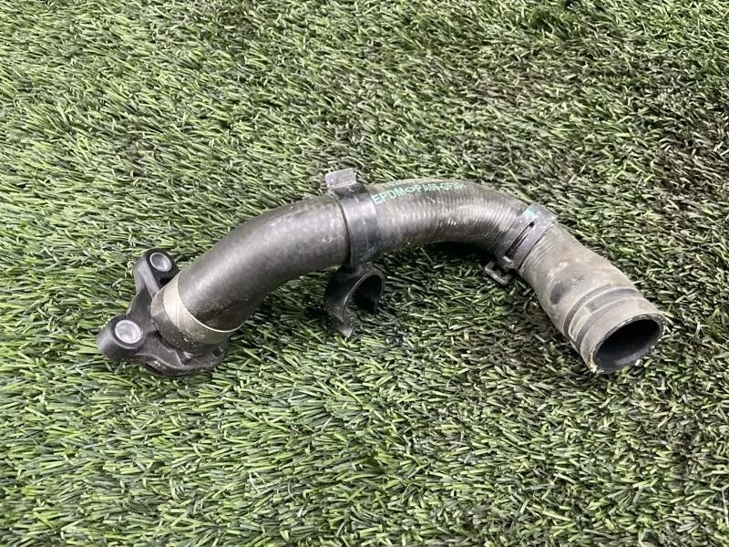 Патрубок системы охлаждения BMW 3 2011 11537603514 F30 N20B20