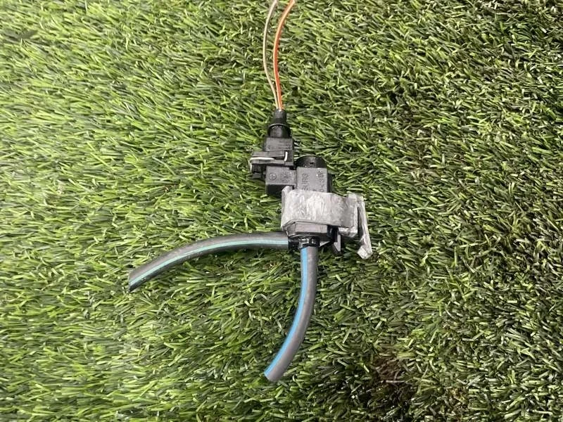 Клапан электромагнитный Bmw X1 2010 11747810831 E84 N52B30