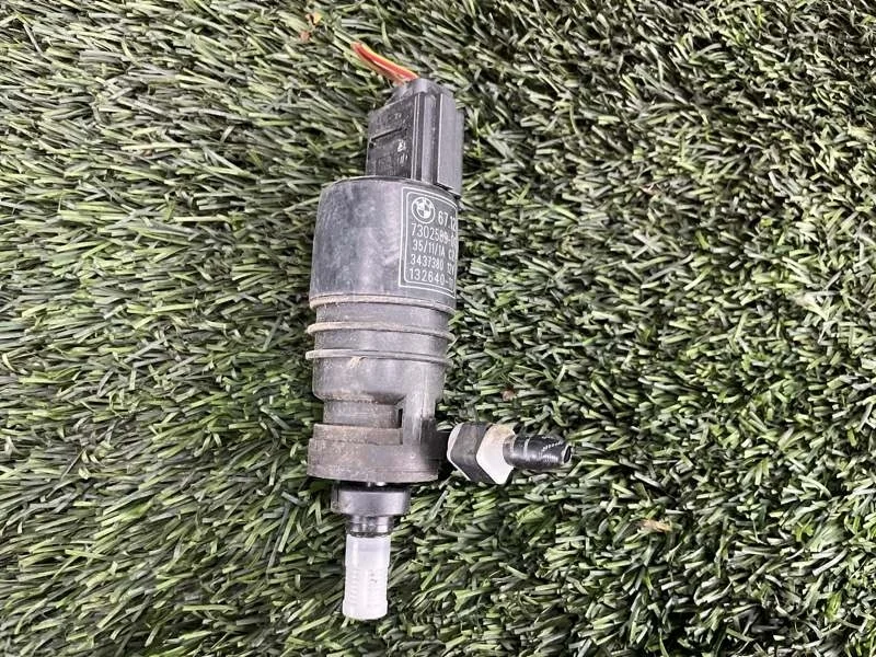 Насос омывателя BMW 3 2011 67127302589 F30 N20B20