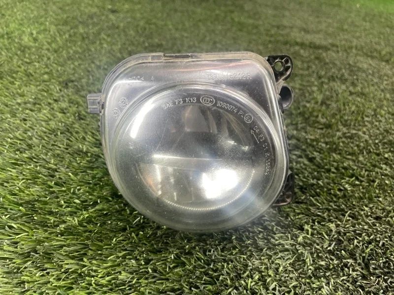 Фара противотуманная BMW 5 2011 63177839866 F11 N52B25, передняя правая