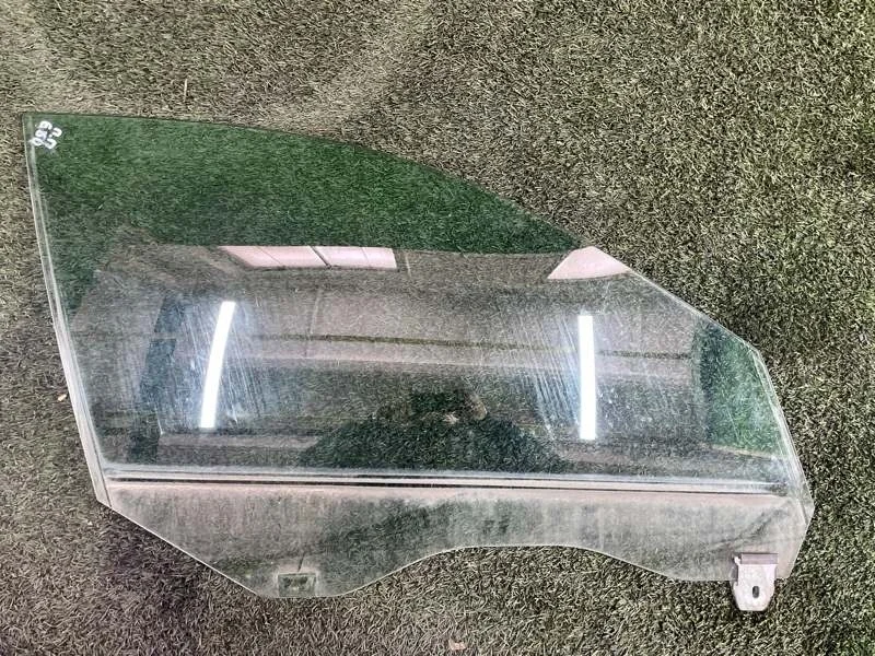 Стекло двери BMW 5 2003 51337110634 E60 M54B30, переднее правое