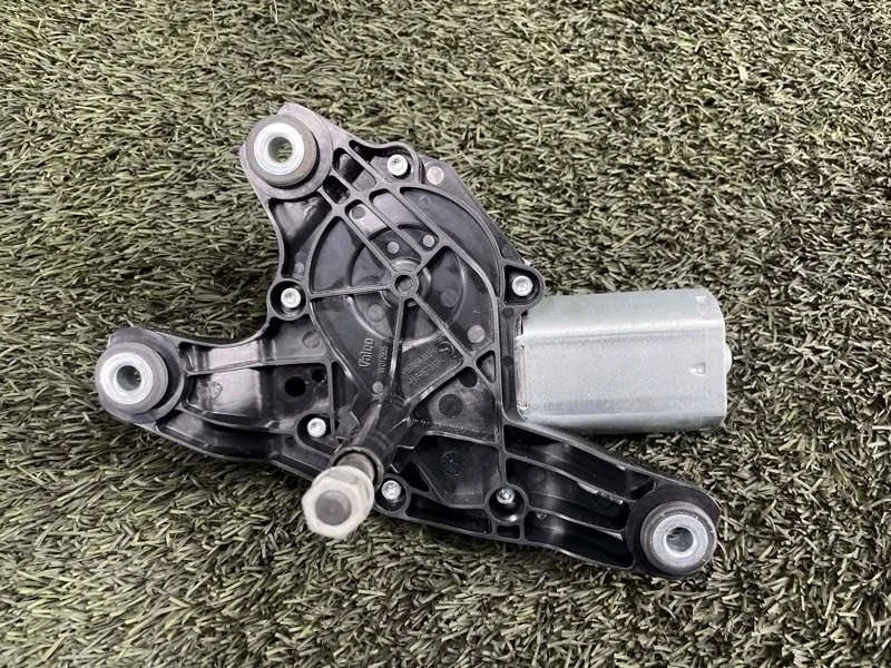 Мотор заднего стеклоочистителя BMW X1 2010 67632990856 E84 N46B20BD, задний