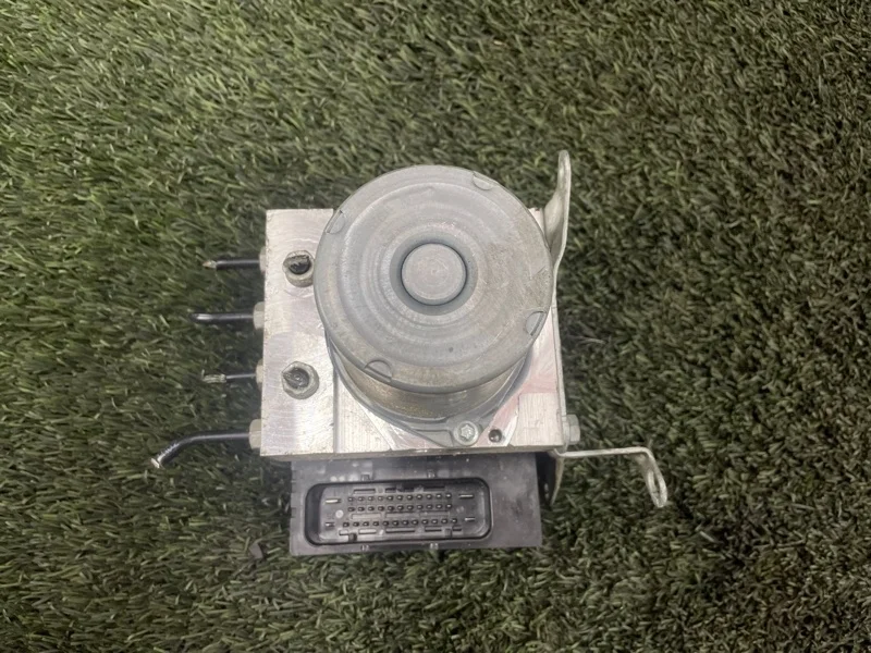 Блок abs BMW X1 2010 E84