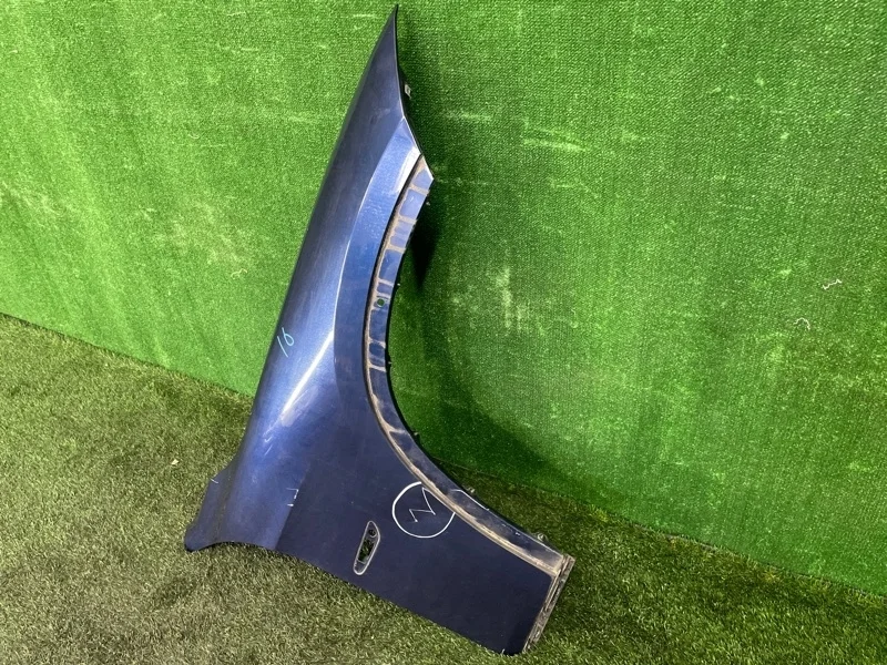 Крыло BMW X1 2010 41627332424 E84 N46B20BD, переднее правое