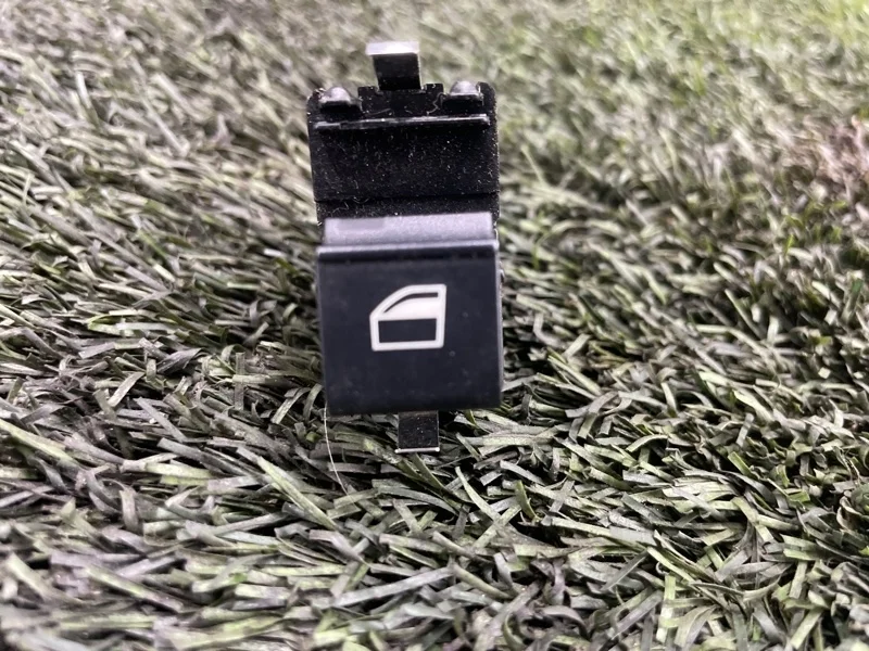 Кнопка стеклоподъемника BMW X5 2003 E53