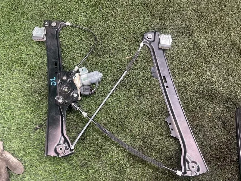 Стеклоподъемный механизм BMW 5 2008 51337075667 E60 N52B30, передний левый