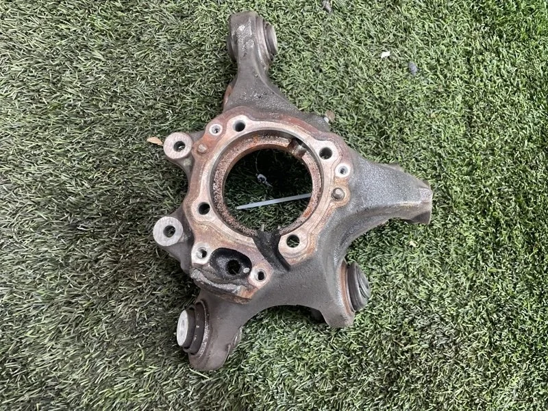 Кулак поворотный BMW X1 2013 33326788049 E84 N20B20A, задний левый