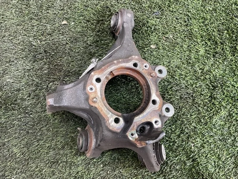 Кулак поворотный BMW X1 2013 33326788050 E84 N20B20A, задний правый