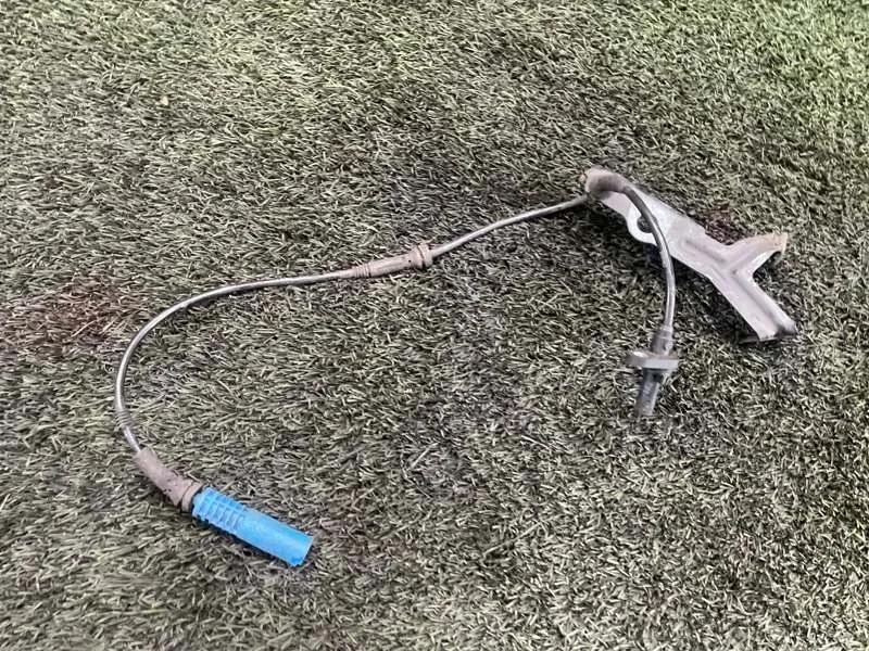 Датчик ABS BMW 5 2006 34526771702 E60 N52B30, передний