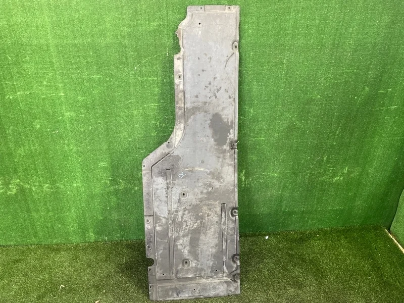 Защита днища кузова BMW 6 2004 51757009725 E63 N62B44, левая