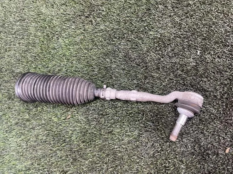 Рулевой наконечник Bmw 5 2013 32106784719 F10 N20B20A, передний правый