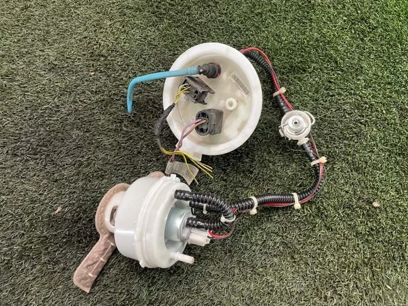 Топливный насос BMW 5 2013 16117260644 F10 N20B20A