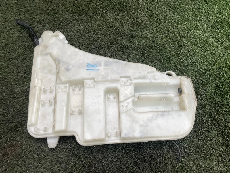 Бачок стеклоомывателя Bmw 5 2013 61667269667 F10 N20B20A