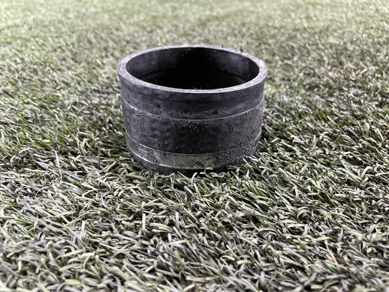 Патрубок интеркулера BMW 7 2011 13717575402 F01 N63B44, правый