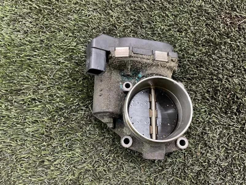 Дроссельная заслонка Bmw 7 2011 13547555944 F01 N63B44, левая