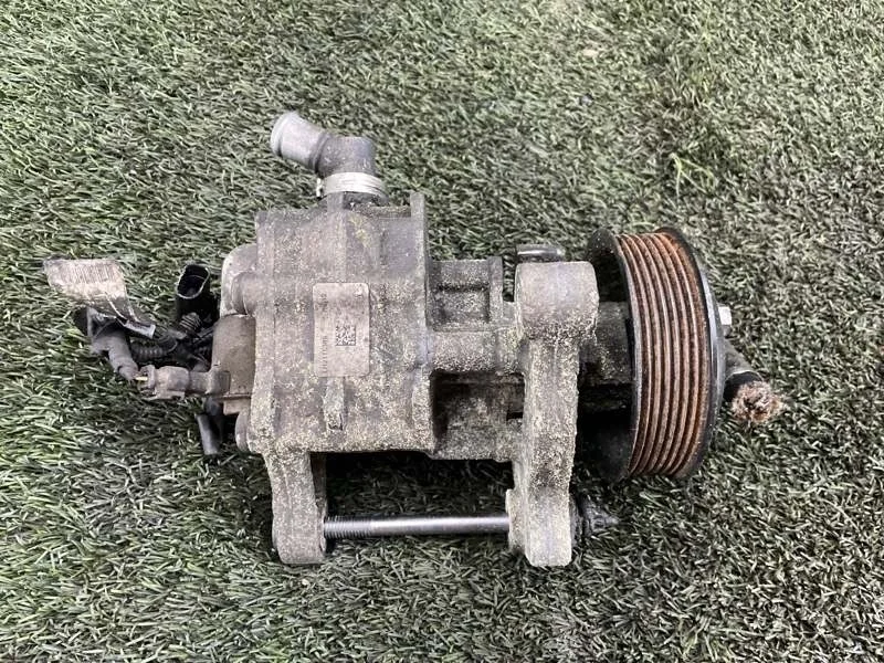 Насос гидроусилителя руля Bmw 7 2011 32416788909 F01 N63B44