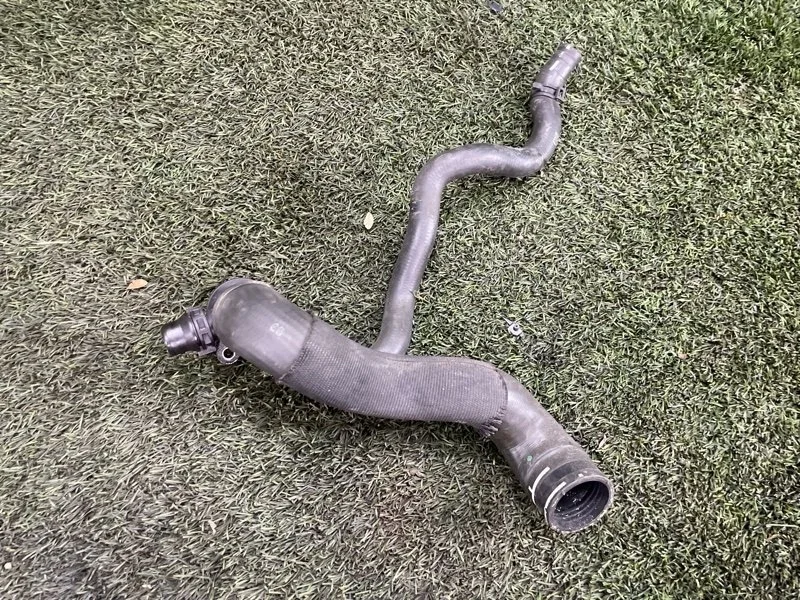 Патрубок системы охлаждения BMW X1 2013 11537639999 E84 N20B20A