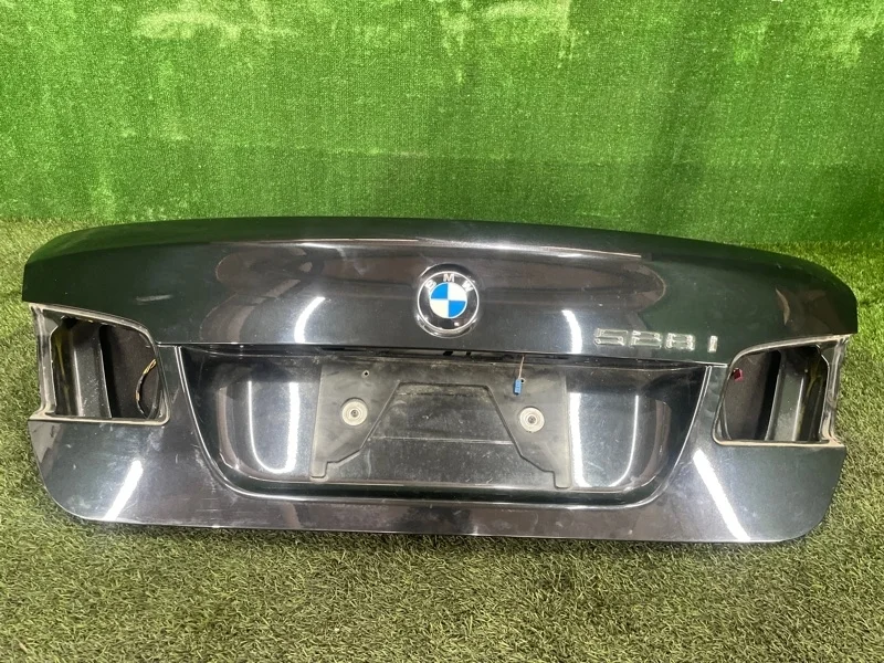 Крышка багажника BMW 5 2013 41627240552 F10 N20B20A, задняя