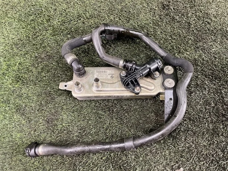 Радиатор масляный BMW 5GT 2012 7638679 F07 N55B30