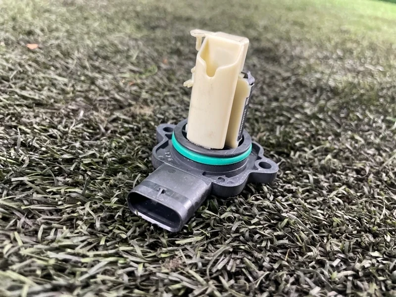 Датчик массового расхода воздуха Bmw 5Gt 2012 13627593624 F07 N55B30