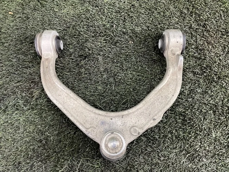 Рычаг подвески верхний Bmw X5 2012 31126863786 E70 N55B30, передний правый