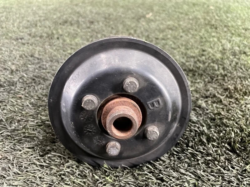 Помпа BMW X3 2004 E83