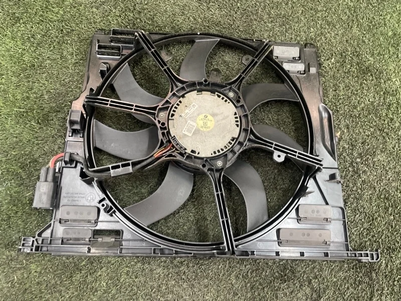 Вентилятор охлаждения радиатора BMW 5GT 2012 17427647652 F07 N55B30