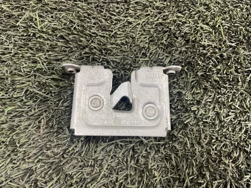 Замок капота BMW 3 2010 51237115229 E90