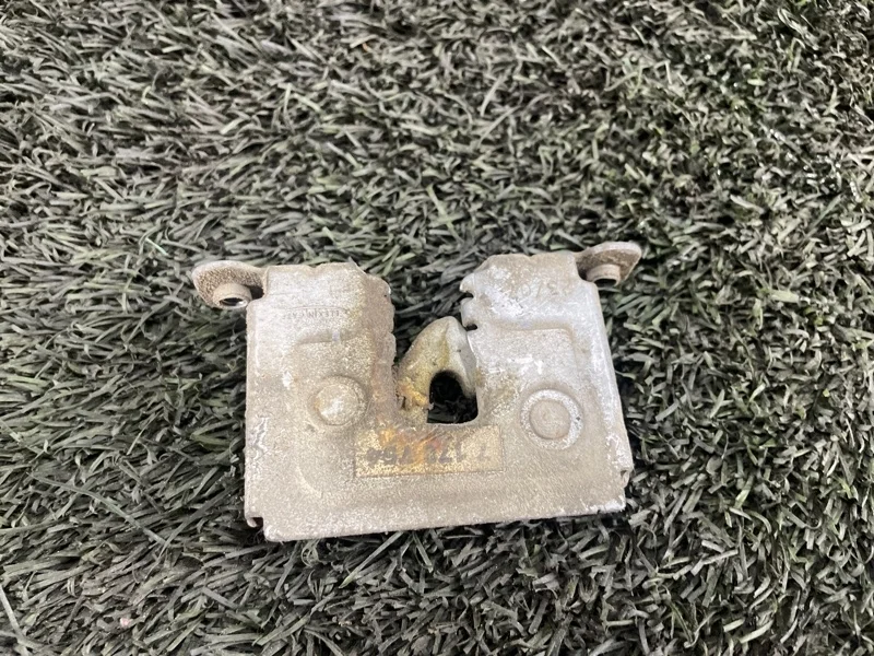 Замок капота BMW X5 2009 51237178754 E70 N52B30