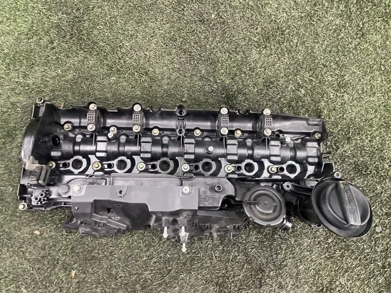 Клапанная крышка BMW X5 2012 11127800309 E70 N57D30