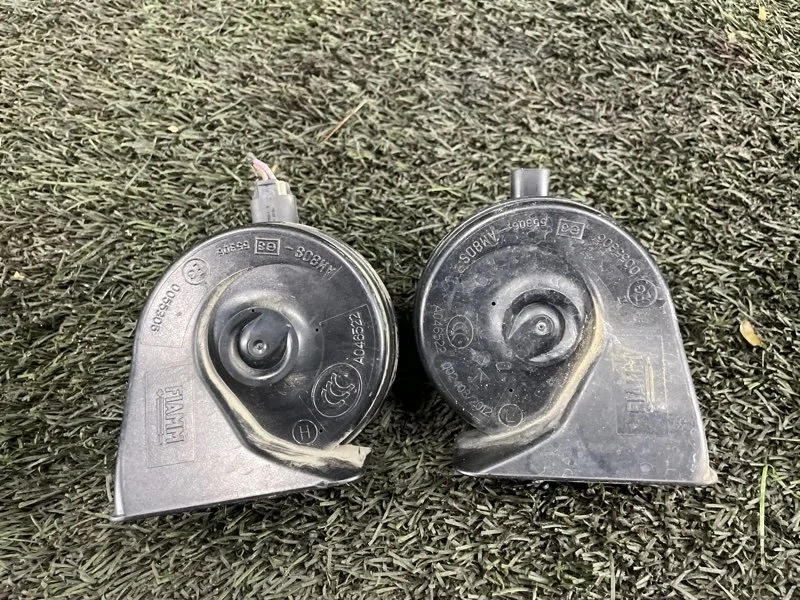 Звуковой сигнал Bmw X1 2012 61337159420 E84 N20B20