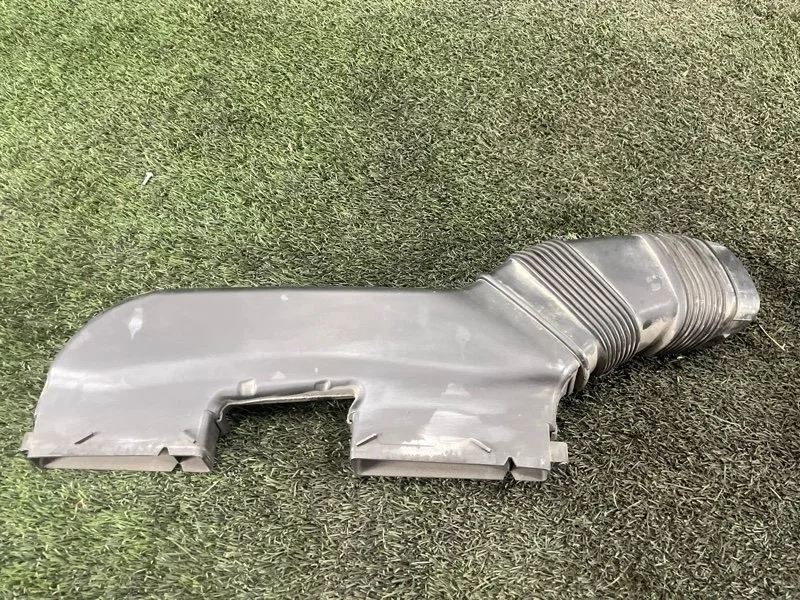 Патрубок воздушного фильтра BMW X1 2012 13717588279 E84 N20B20