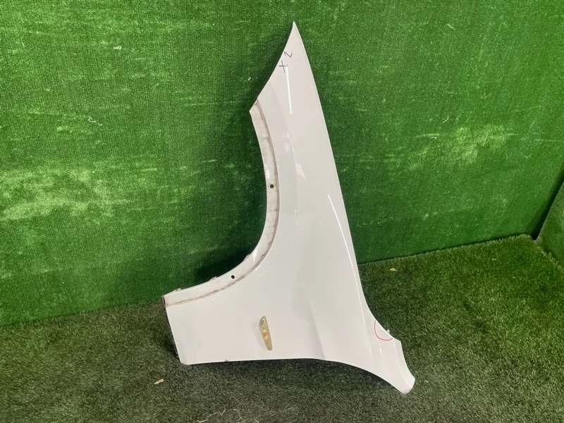 Крыло BMW X1 2012 41002993155 E84 N20B20, переднее левое