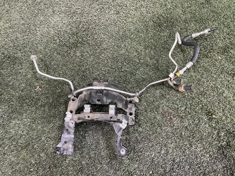 Трубка топливная Bmw 7 2012 13537547605 F01 N63B44