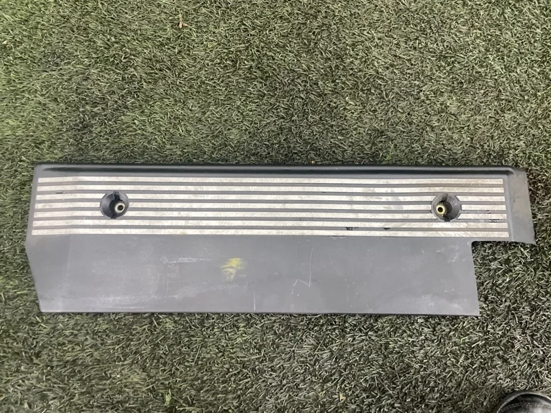 Декоративная крышка двигателя BMW 5 2004 13531707404 E60 M54B30