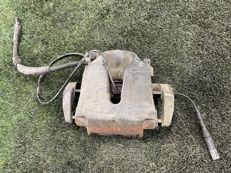 Суппорт тормозной BMW X5 2009 34116776783 E70 M57D30, передний левый