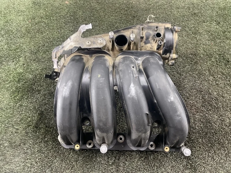 Коллектор впускной BMW 3 2010 e90