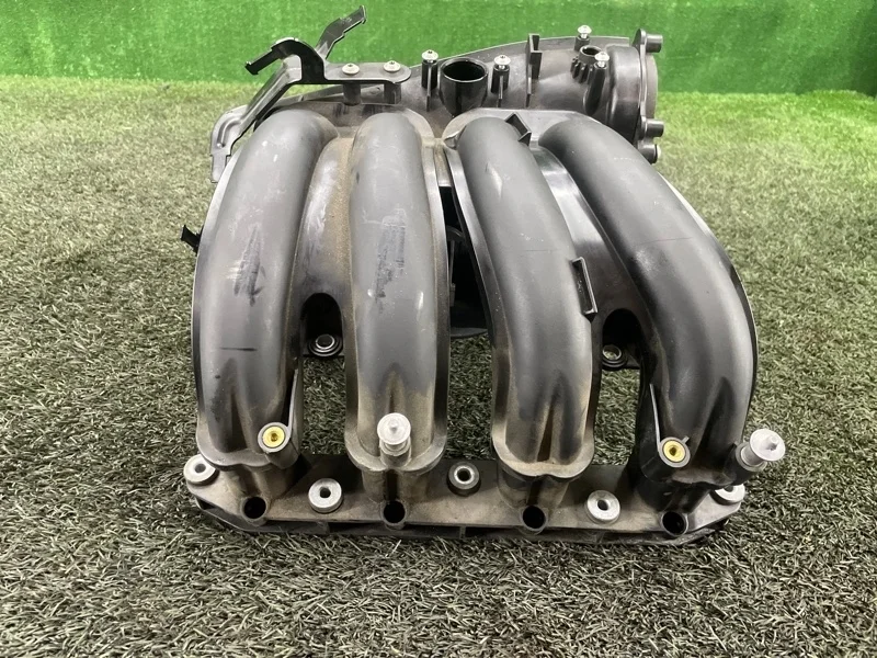 Коллектор впускной BMW 3 2010 e90