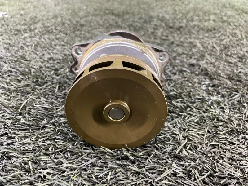 Помпа BMW X5 2001 E53