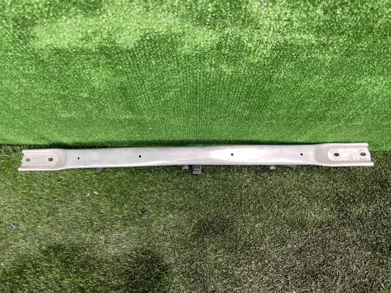 Распорка кузова Bmw X5 2012 51717228081 E70 N55B30, передняя