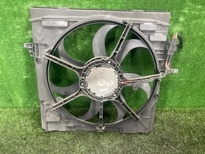 Вентилятор охлаждения радиатора BMW X5 2008 5605711 E70 N52B30