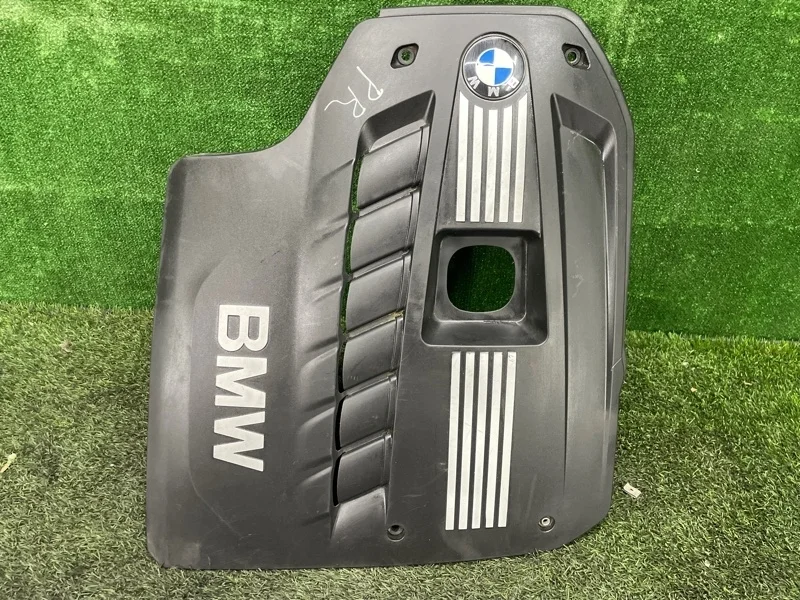 Декоративная крышка двигателя BMW 5 2012 11127584636 F10 N52B25