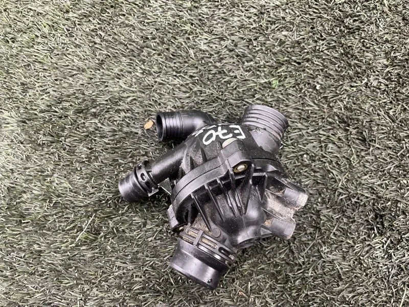 Термостат BMW X5 2012 11537601158 E70 N55B30