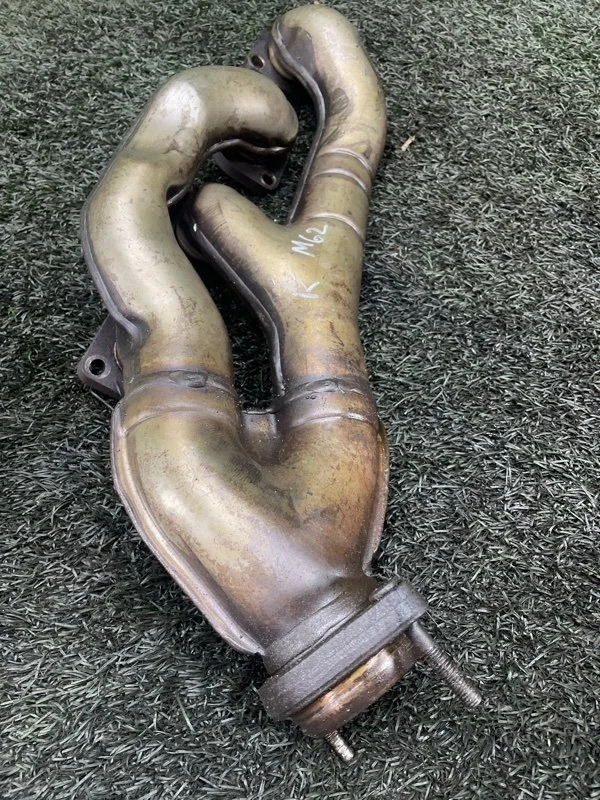 Выпускной коллектор BMW X5 2002 11627500483 E53 M62B44, правый