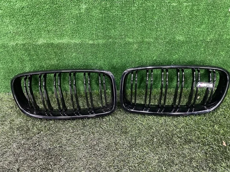 Решетка радиатора BMW 3 2012 51137255411 F30 N20B20