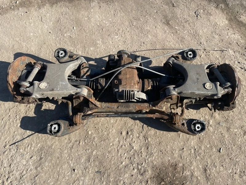 Подрамник BMW X5 2005 33107512663 E53 M57D30, задний