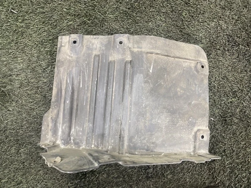 Подкрылок BMW 5 2005 51717050538 E60 N52B30, передний правый