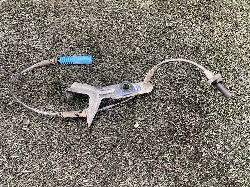 Датчик ABS BMW 6 2005 34526771702 E63 N62B48, передний правый